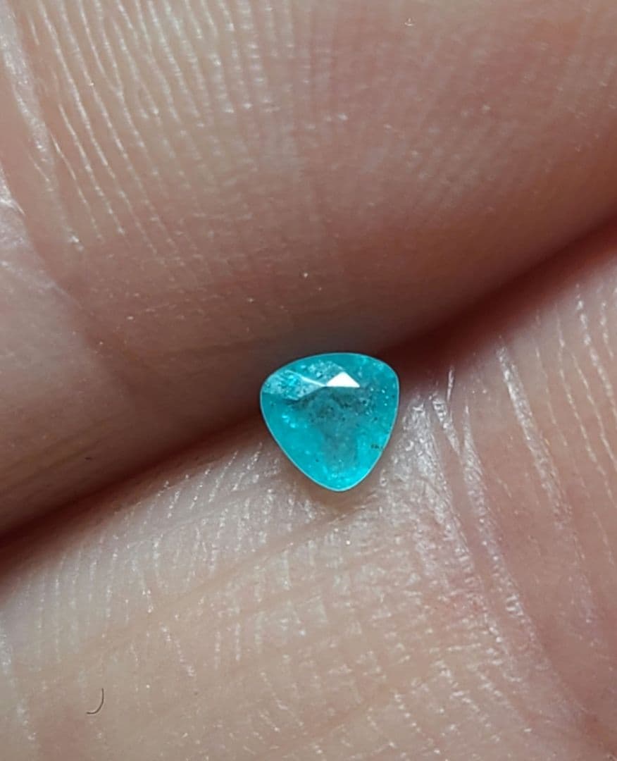 バチバチのネオン!!★ブラジルバターリャパライバトルマリン★オーダー受付中