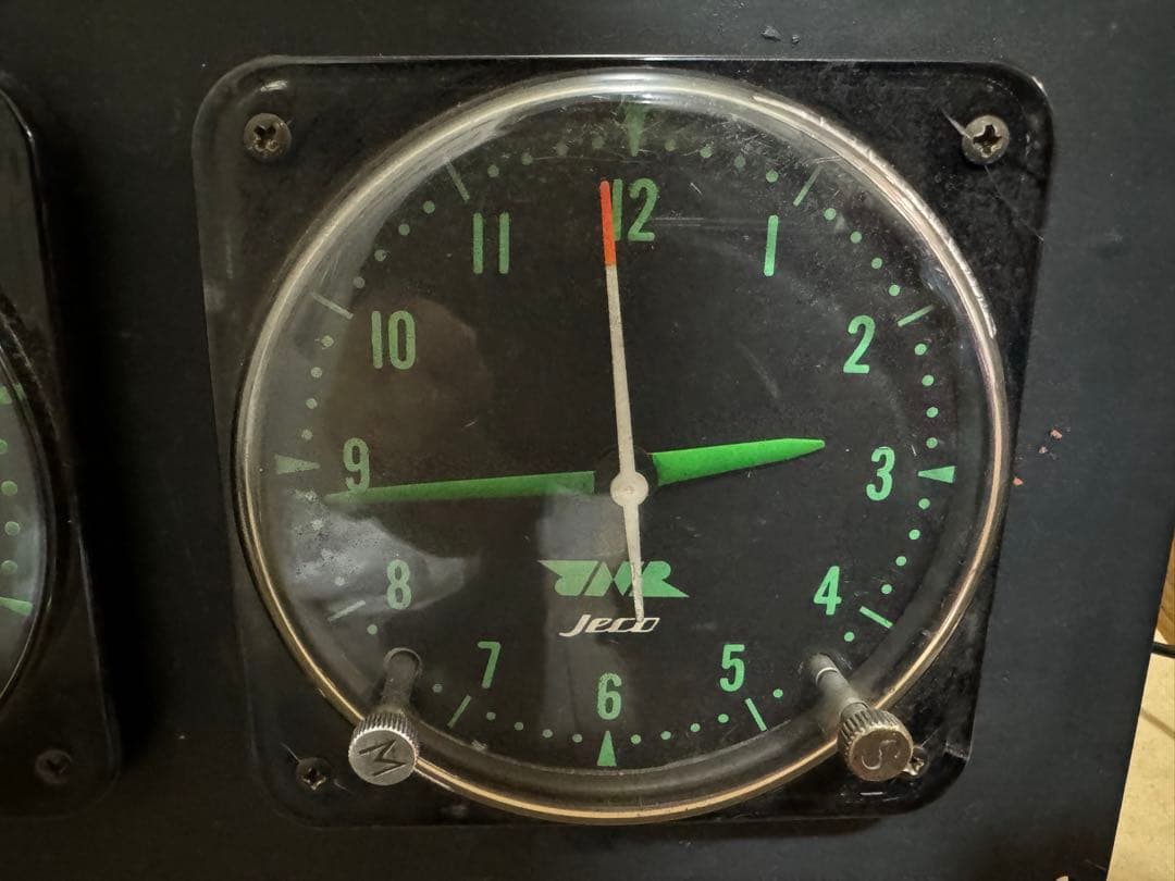 DE10-1108 運転台計器類