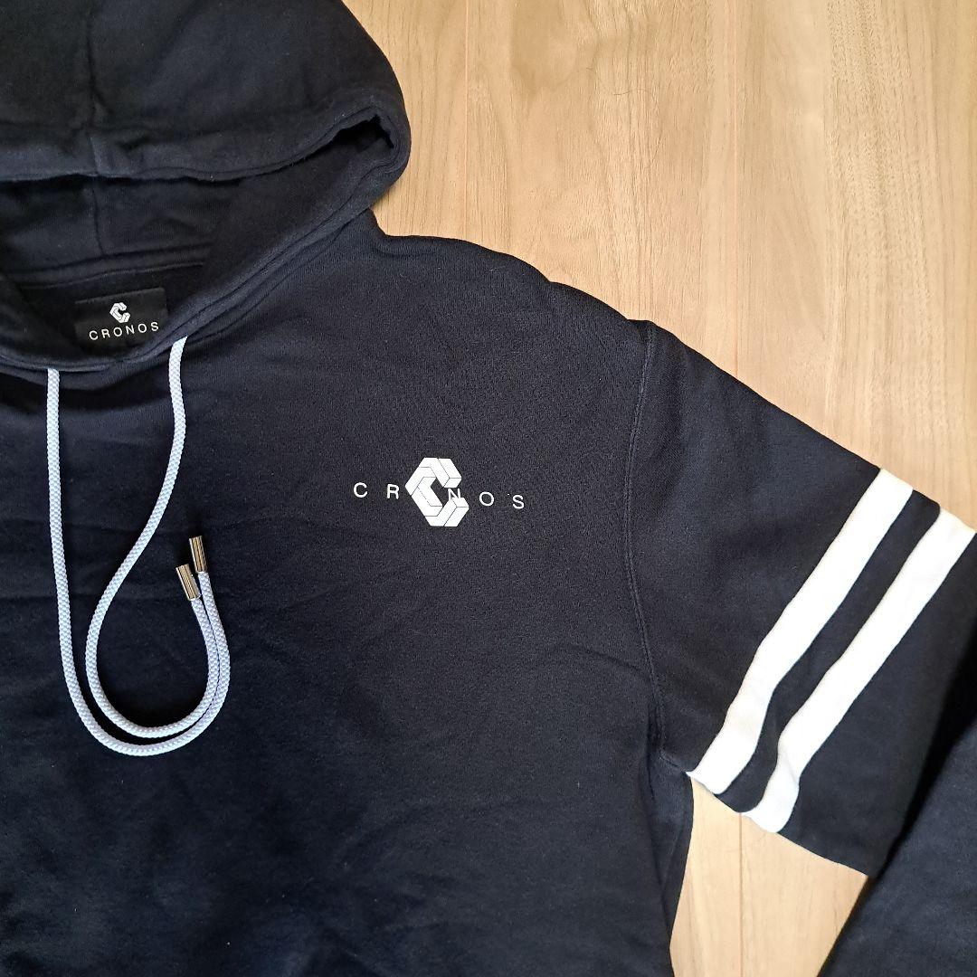 クロノスCRONOSフード付きパーカー ブラックスウェット