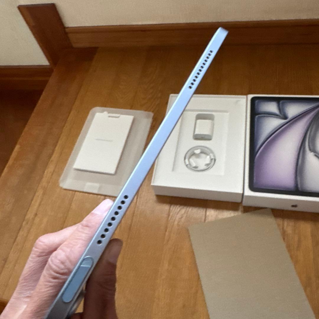 Apple 11インチiPad Air (M2)128GB本体スペースグレイ