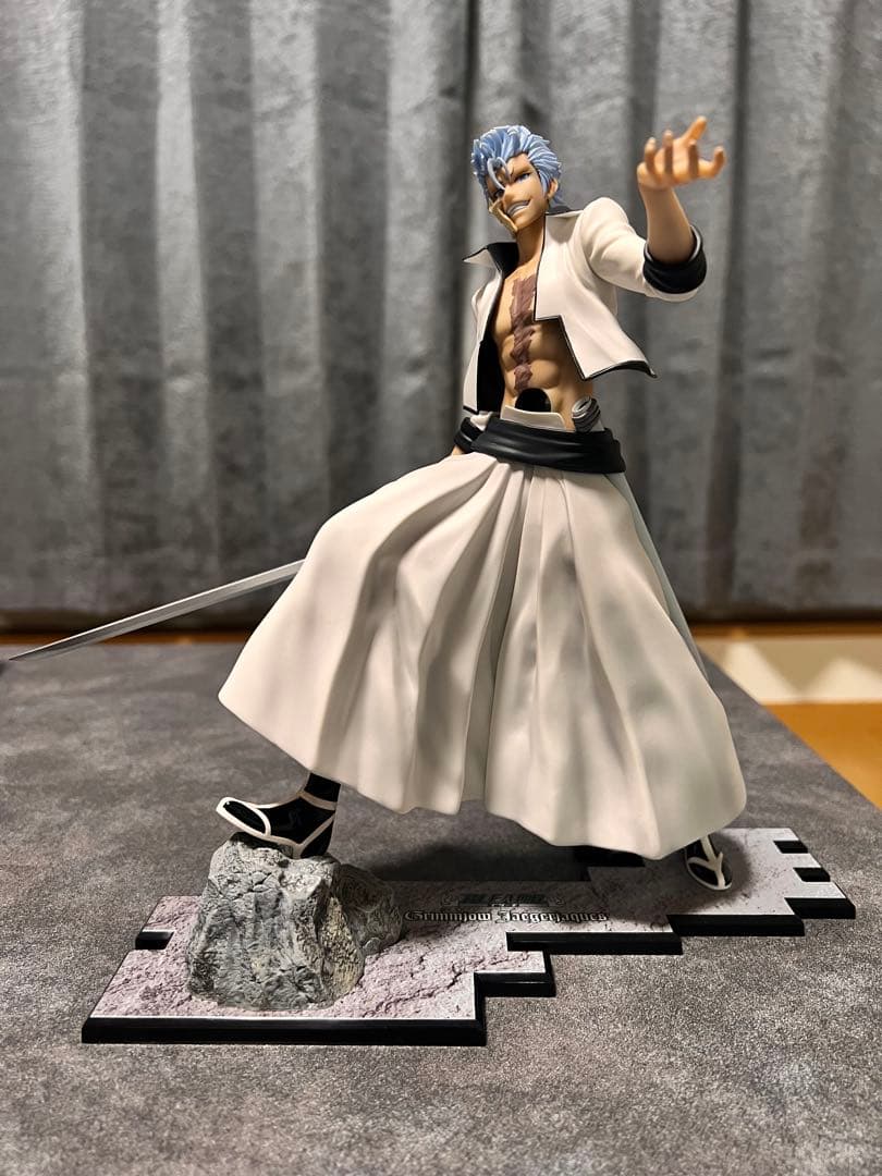 BLEACH グリムジョー　gem フィギュア