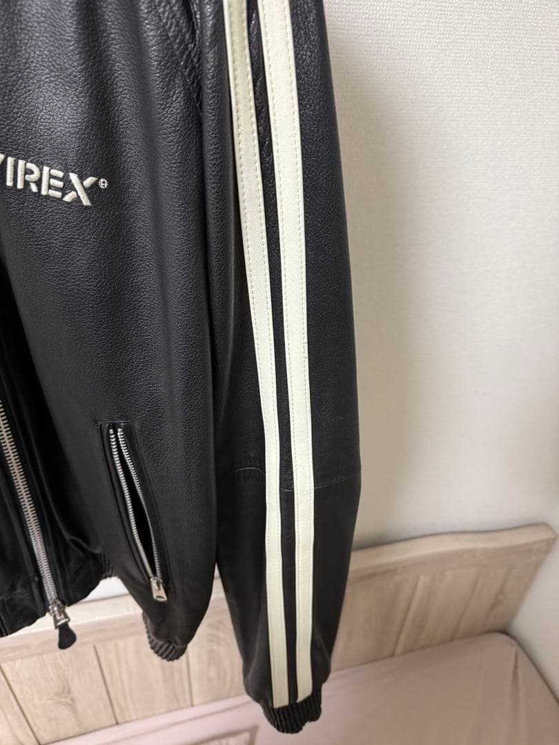 美品　AVIREX ラムレザー トラックジャケット