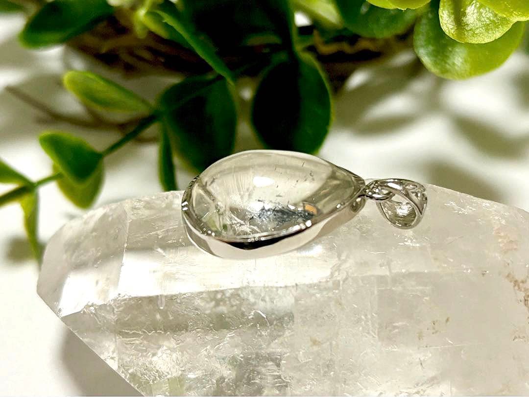 究極品質　秘蔵放出　英雄の守護石　エンジェルラダースティブナイトインクォーツPT