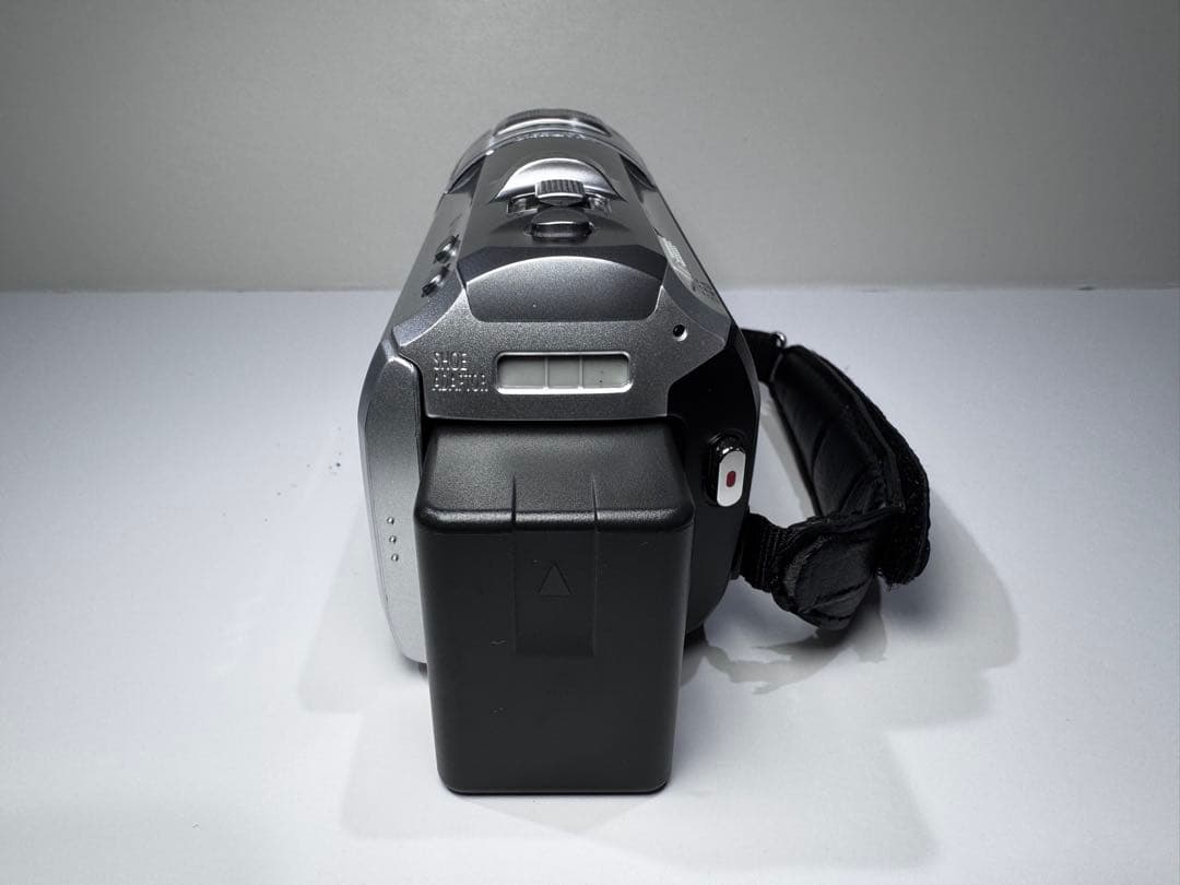 Panasonic HC-V600M バッテリー２個付き