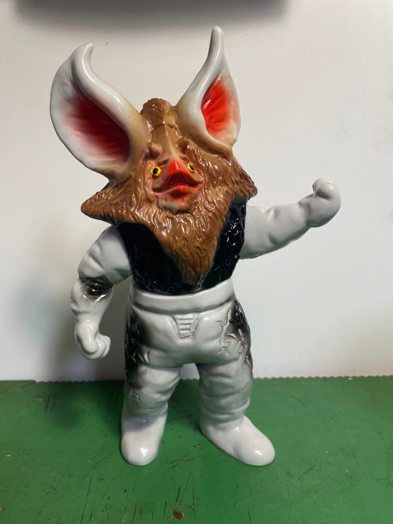 ウルトラマン 怪獣ソフビ　イカルス星人　バンダイ