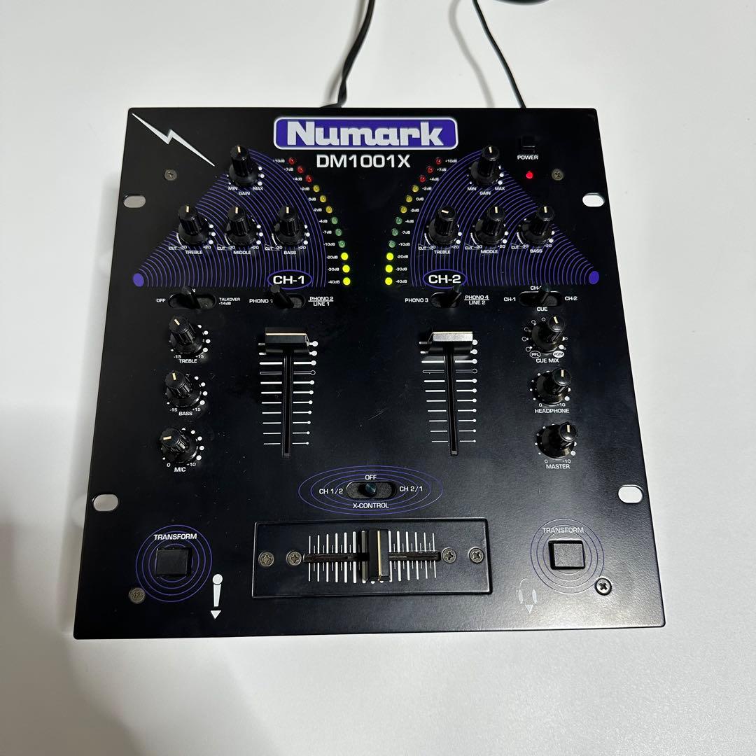① Numark TT-1910 ダイレクトドライブターンテーブ ル