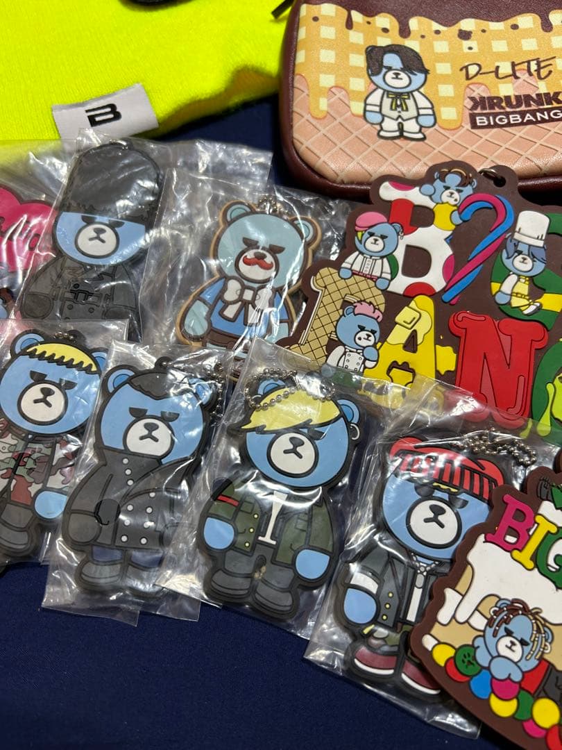 BIGBANG 色々詰め合わせ ストラップ ポーチ G-DRAGON ビーニー