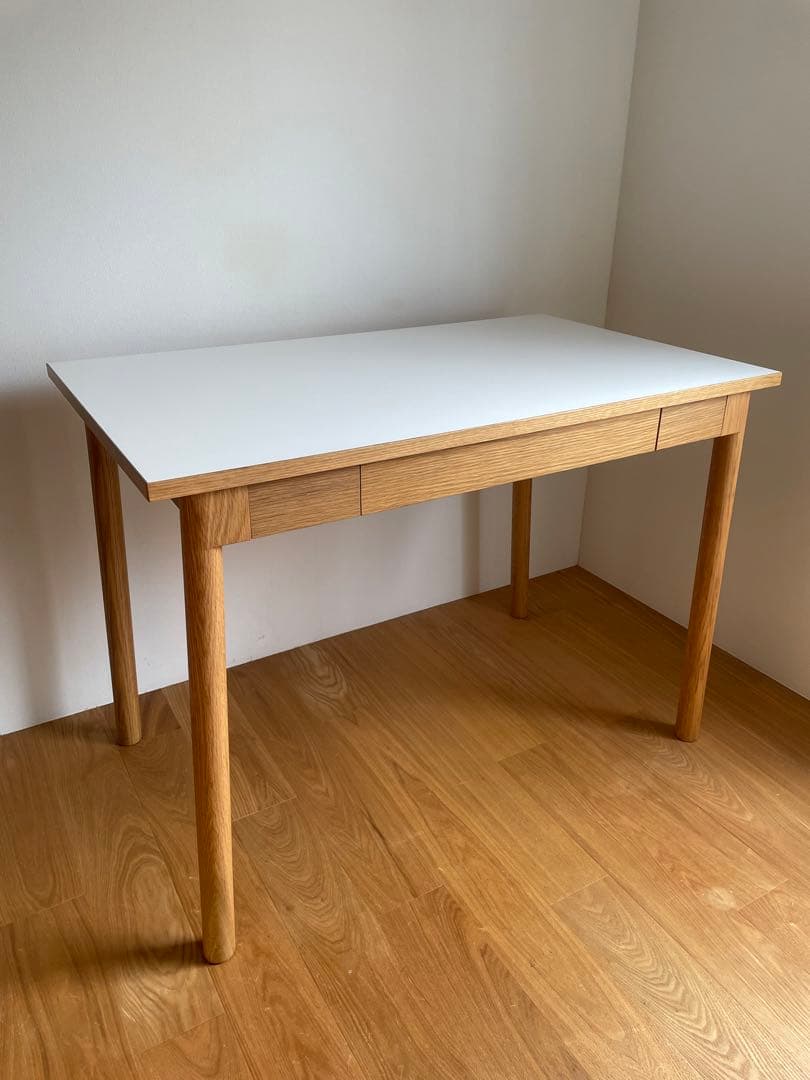 【IDEE】 STILT TABLE 1000 White