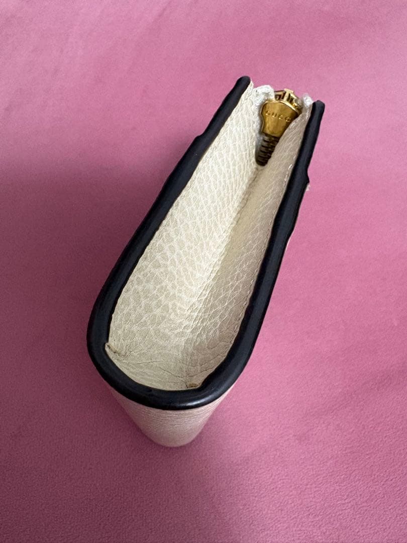 Gucci グッチGGロゴ L字ファスナーミニ財布ホワイト