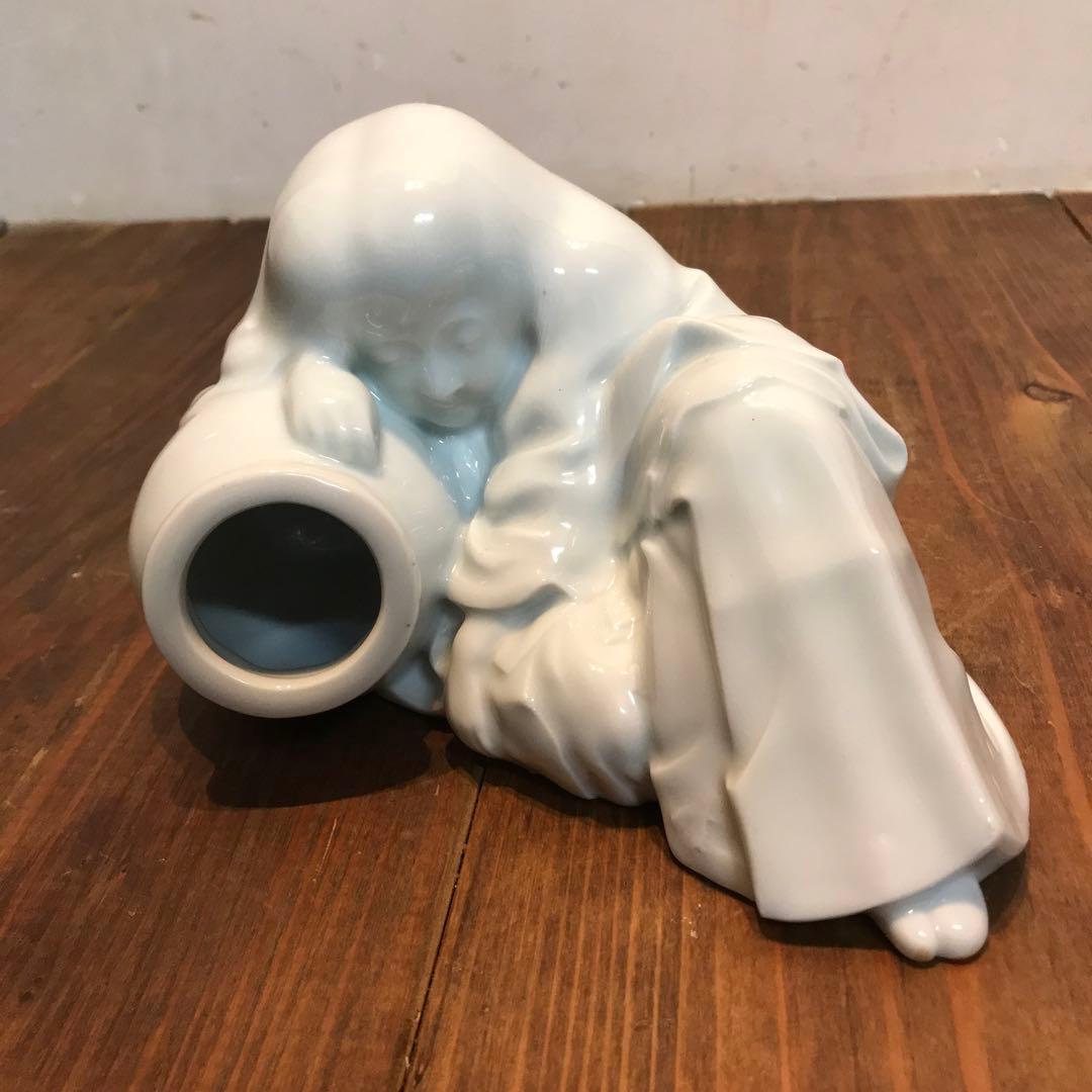 美品　陶器　慈山伯　猩々　白磁　置物　オブジェ　当時物　丁寧な作り