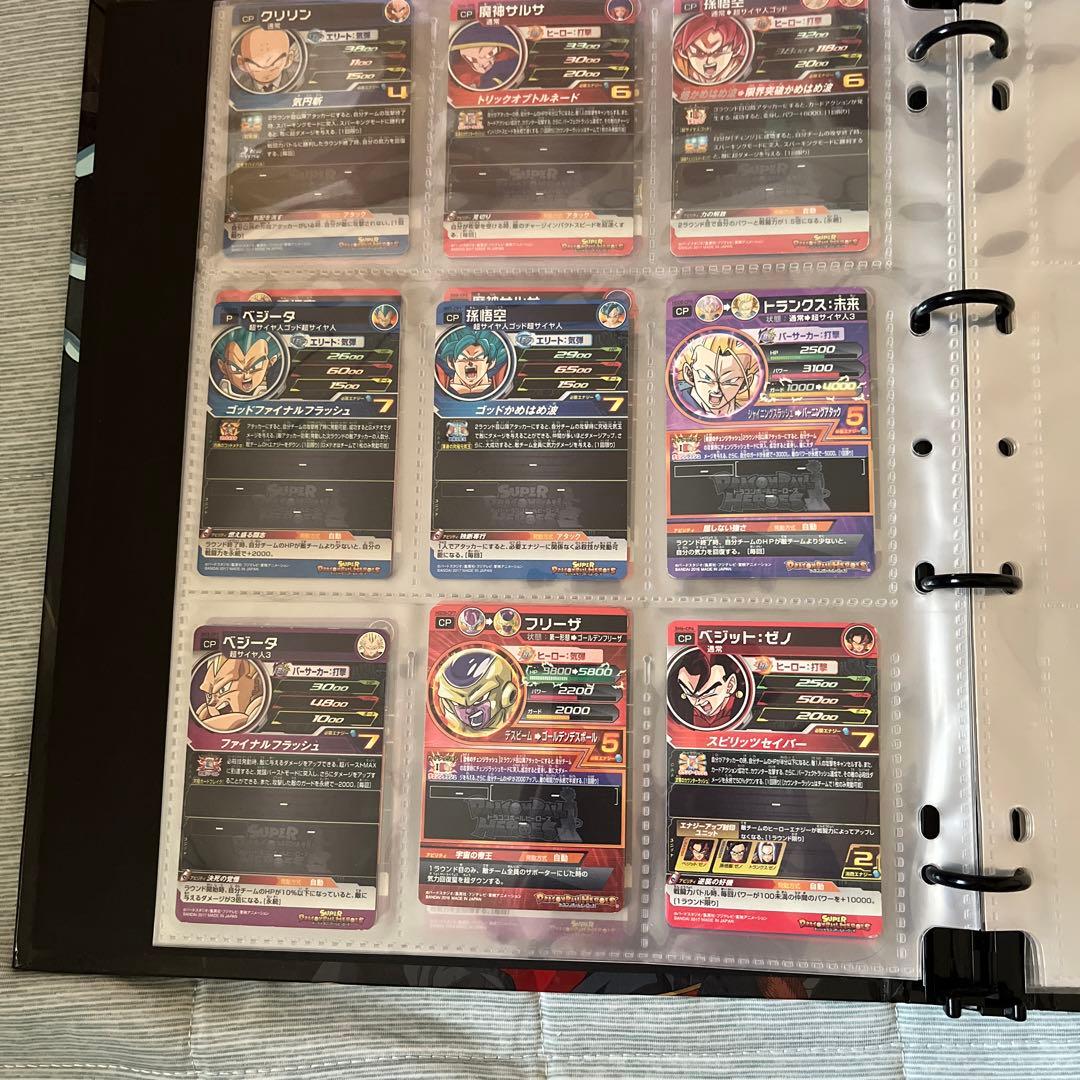 カード入れ11枚×9、プロモーションカード31枚、CP×11枚