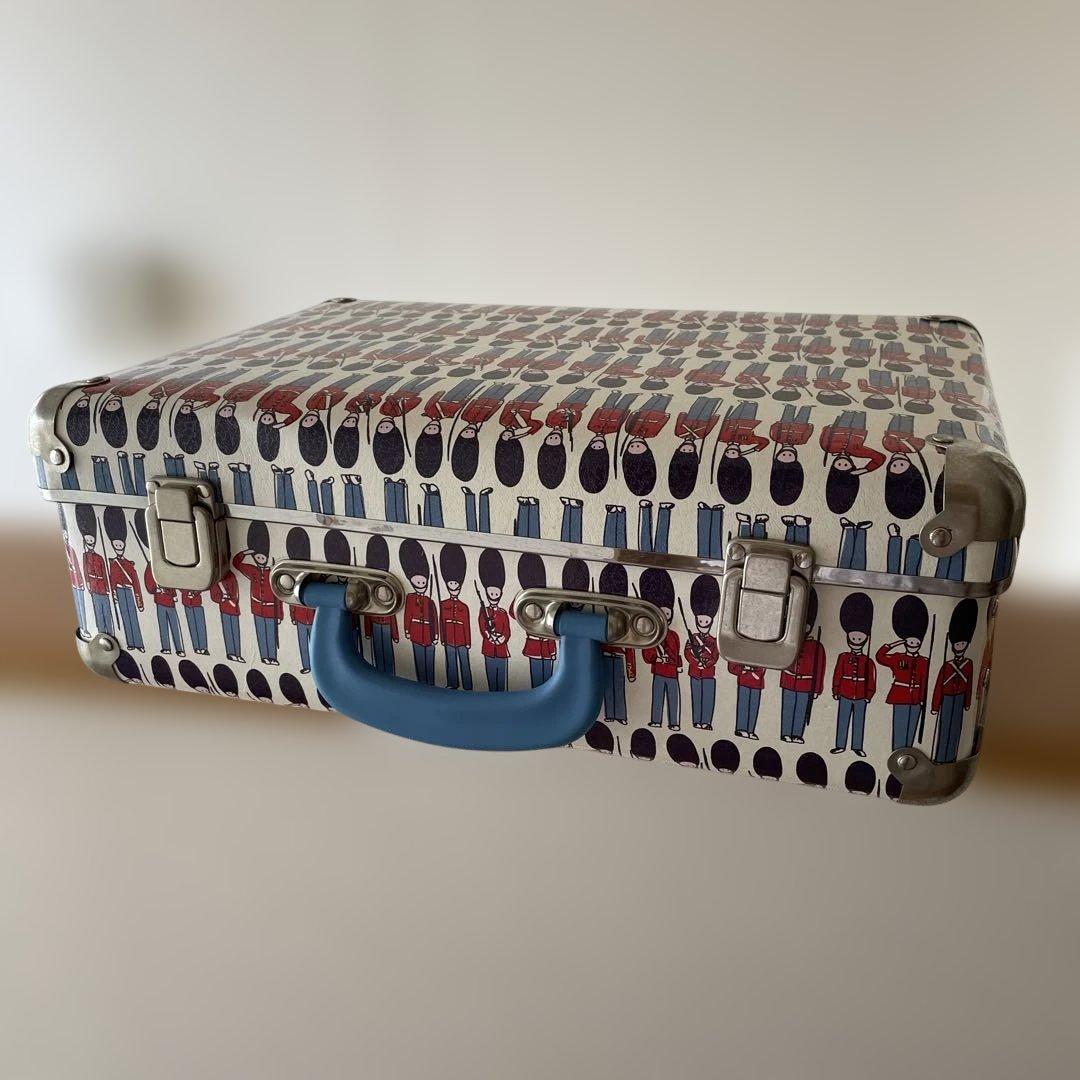 Cath Kidston　トランク　兵隊