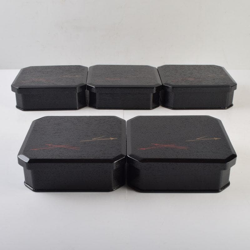 和食器　黒漆　松葉蒔絵　柿合　折曲重箱　5点　C　8573A