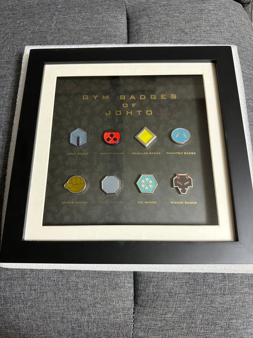 ［廃盤品］ポケモンセンター通販限定　ジョウト地方 ジムバッジ 8個セット