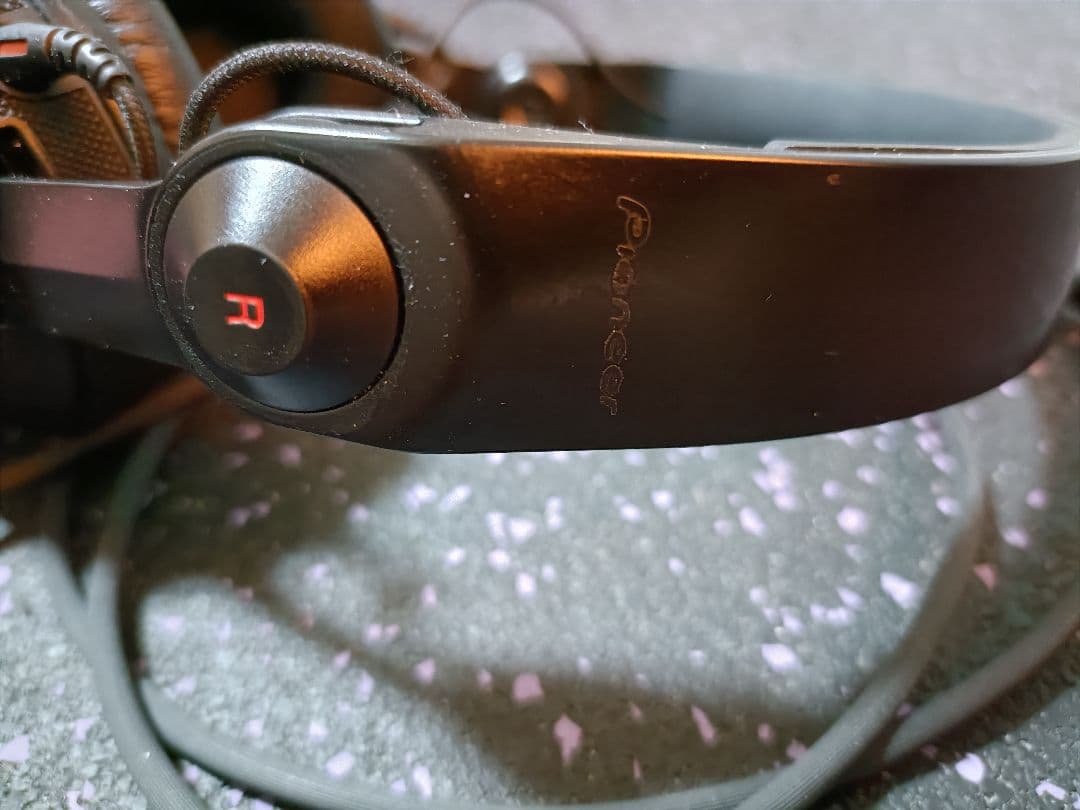 Pioneer HDJ-C70　DJ用ヘッドフォン