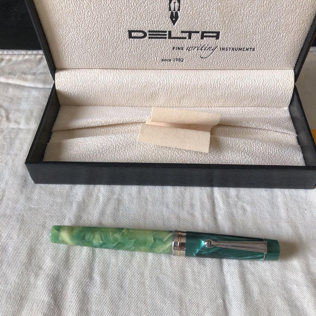 デルタ　レ・スタジオ―ニ・コレクション　プリマベーラ　万年筆・ボールペンのセット