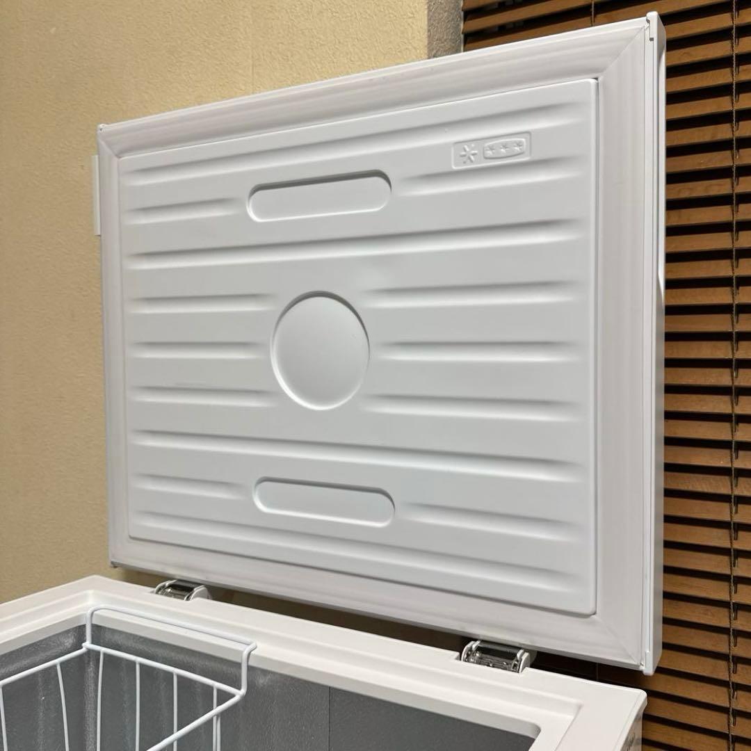 ほぼ未使用 YAMAZEN 冷凍庫 66L 静音 省エネ 温度調節7段階