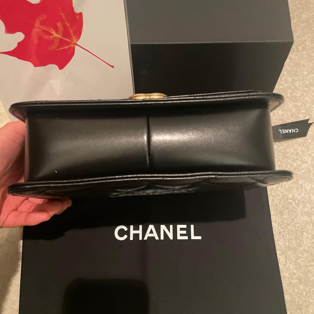 CHANEL ノベルティーブラック ショルダーバッグ キルティング