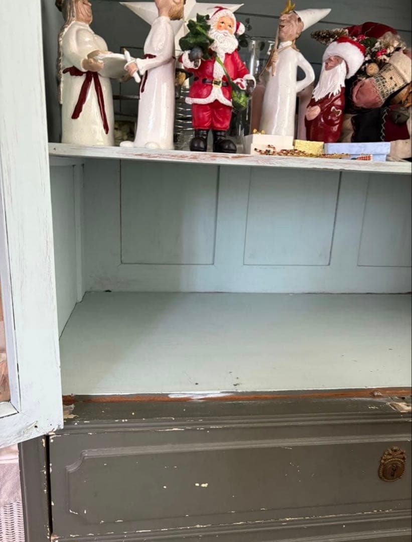 フランスアンティーク家具　 グレーのキャビネット 4引き出し付き