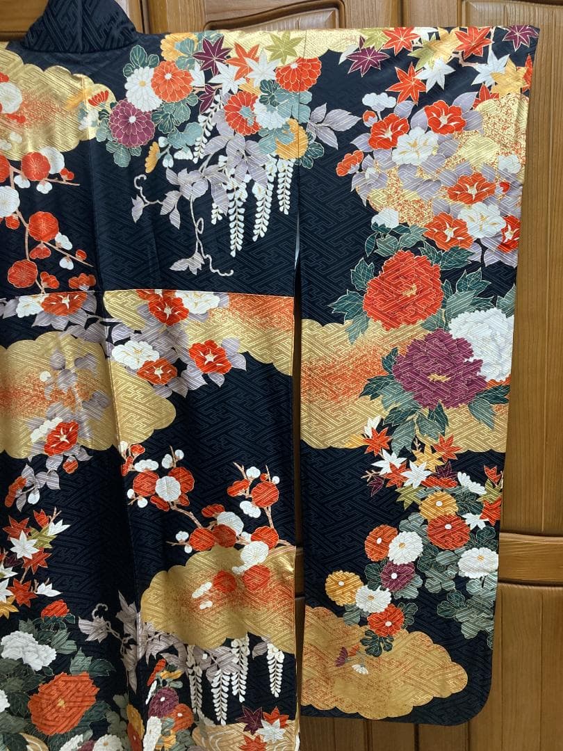 振袖　帯　正絹【匿名配送・宅急便送料無料】30～40年前の　着物　出品№22