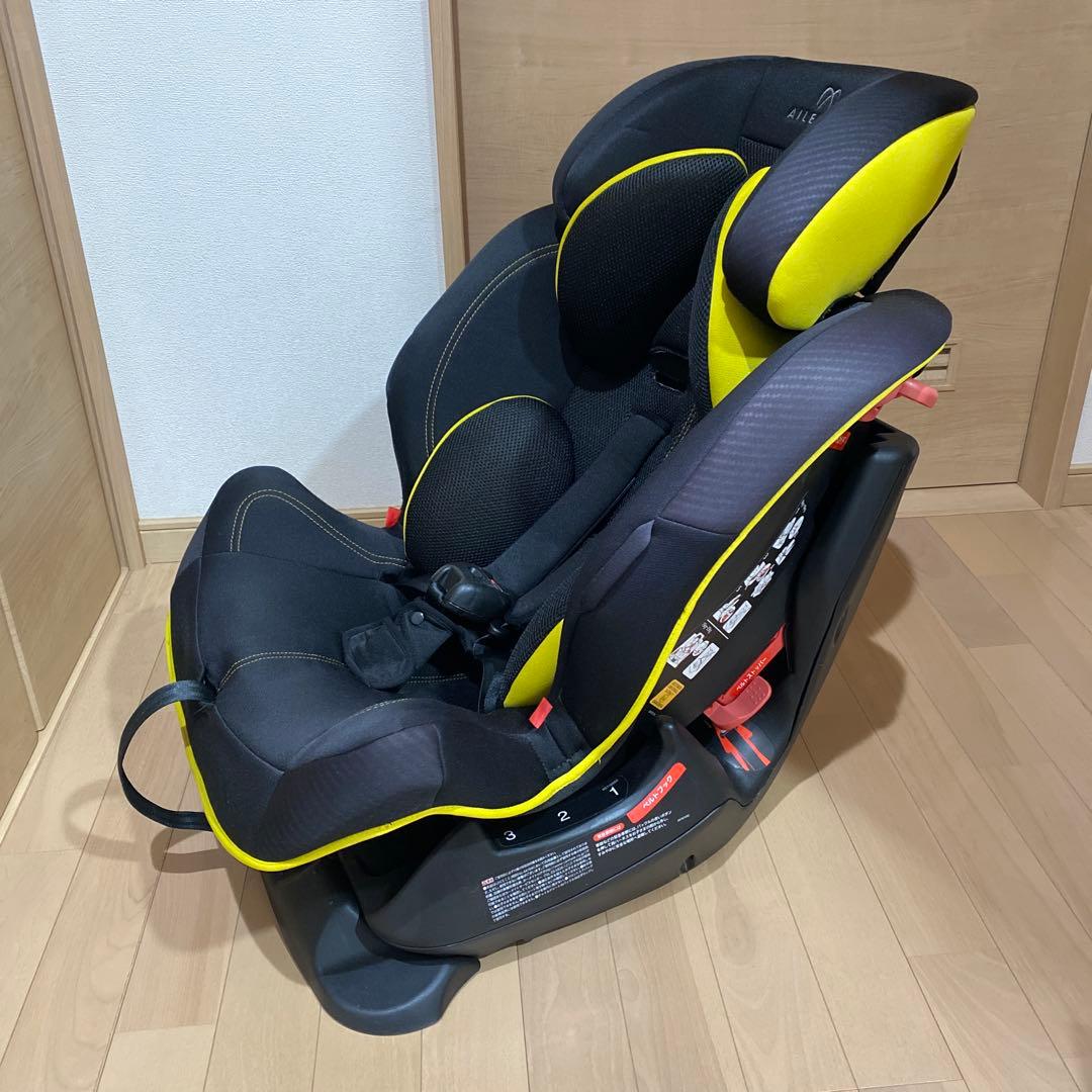 カーメイト エールべべ スイングムーン プレミアムS カーボンイエロー