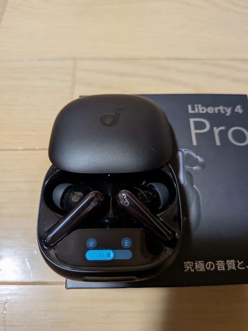 美品　Liberty 4 Pro ブラック　ワイヤレスイヤホン