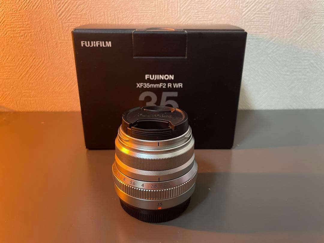 Fujinon XF35mmF2 R WR レンズ　(シルバー)