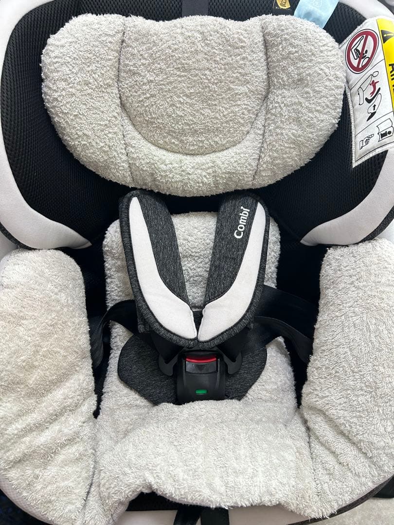 Combi 回転式チャイルドシート ブラック/グレー