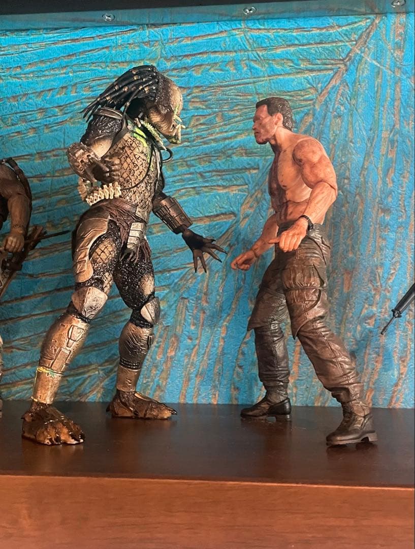 NECA ネカ プレデター＆ダッチ フィギュア