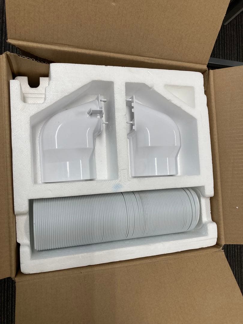 美品★2023年製星アイリスオーヤマ★コンパクトクーラー★ICA-0301G