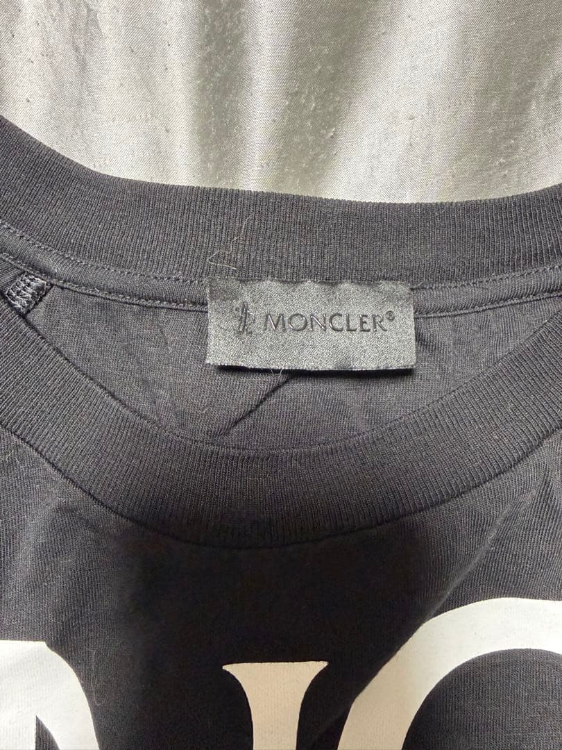 MONCLER Tシャツ　ブラック