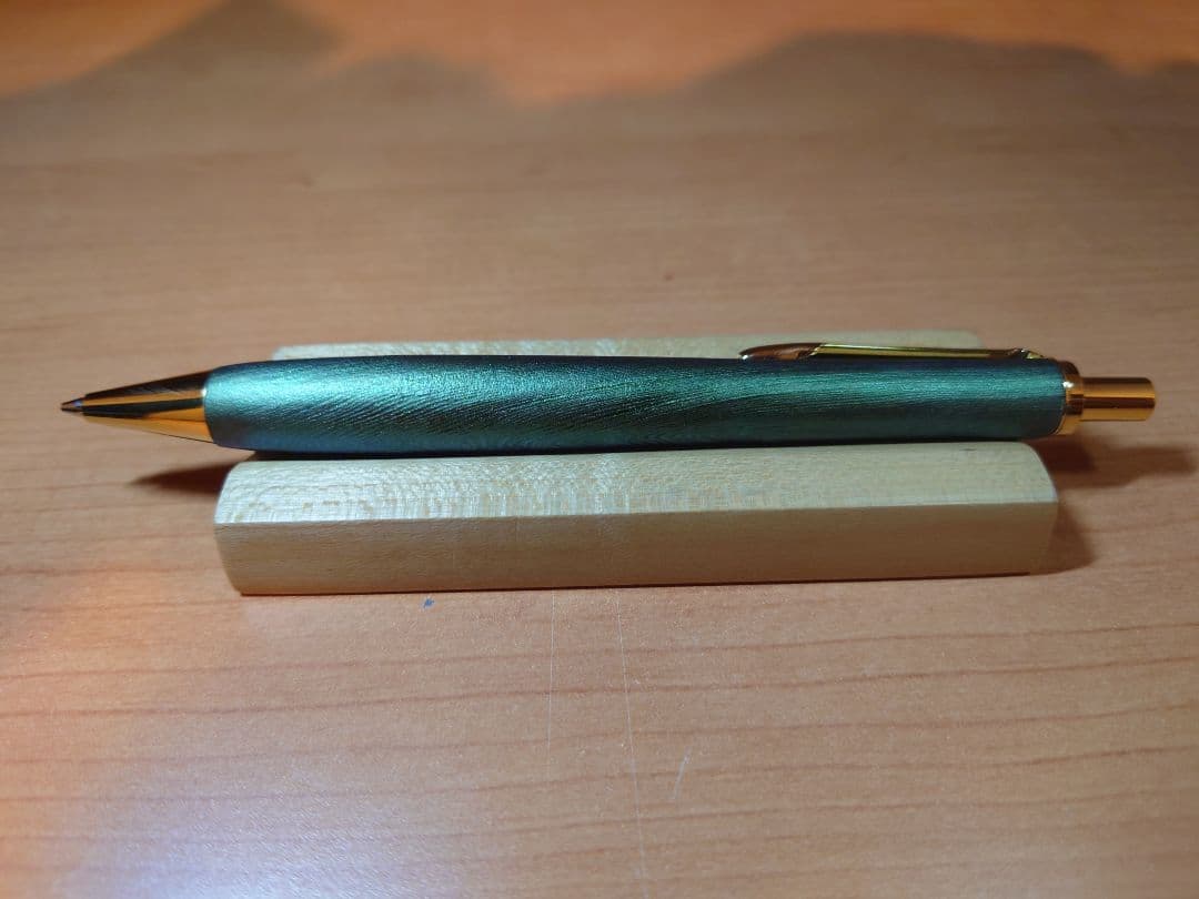 木軸ペン工房　金杢犀　シャープペンシル　細軸　漆塗り