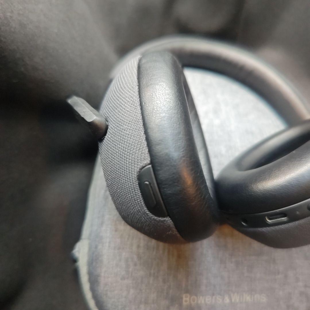 Bowers & Wilkins PX7 ワイヤレスヘッドホン カーボン