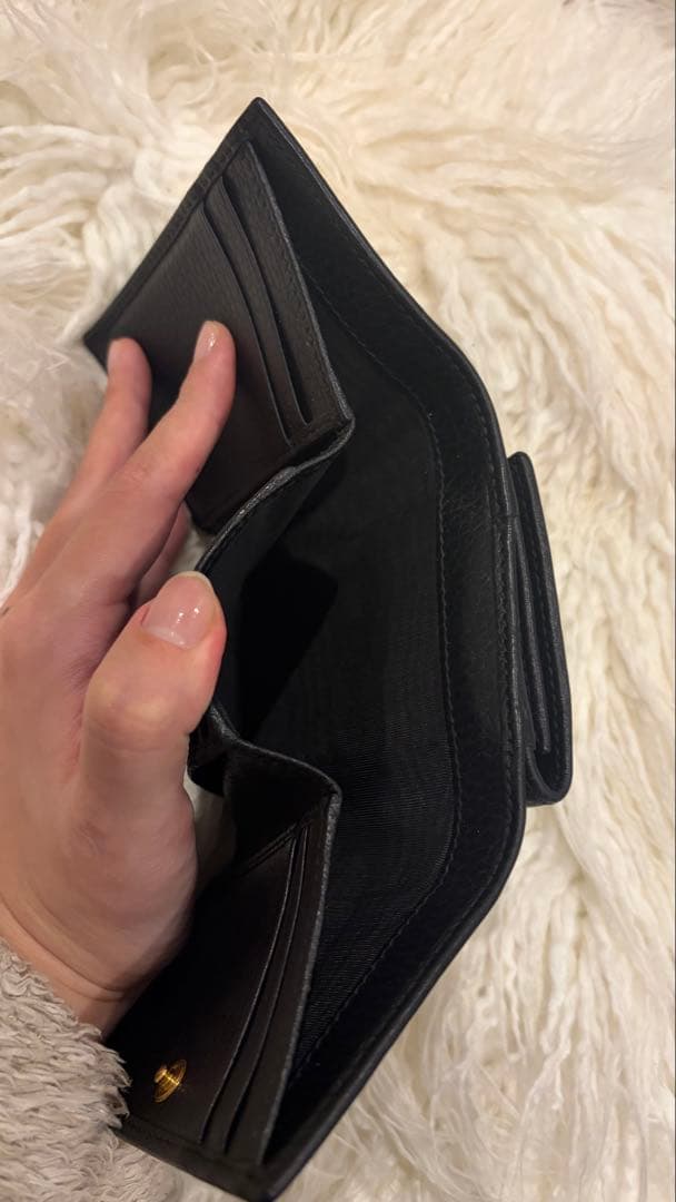 Gucci ブラックレザー 三つ折り財布