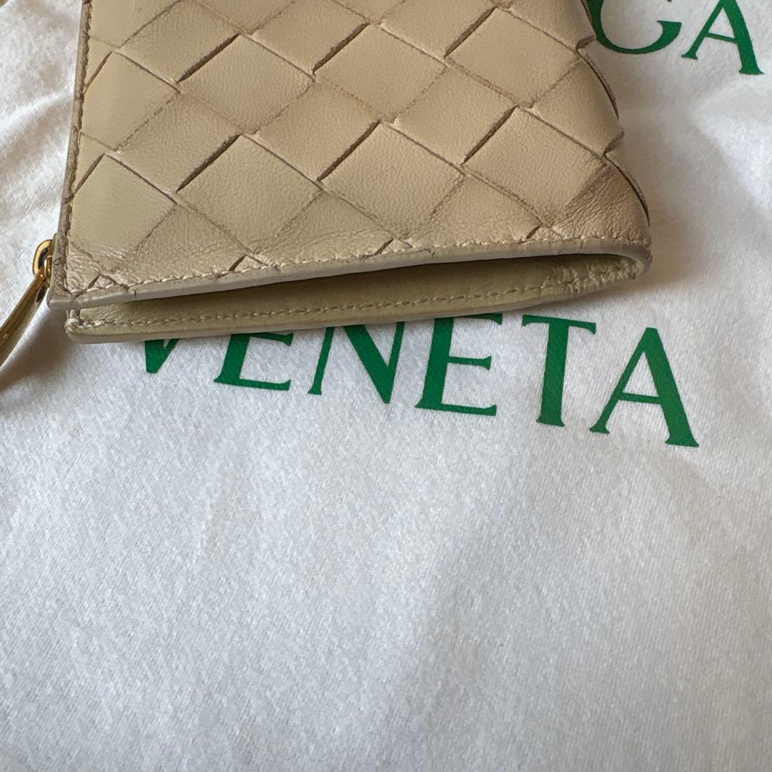 ボッテガ　二つ折り財布　RFID認証