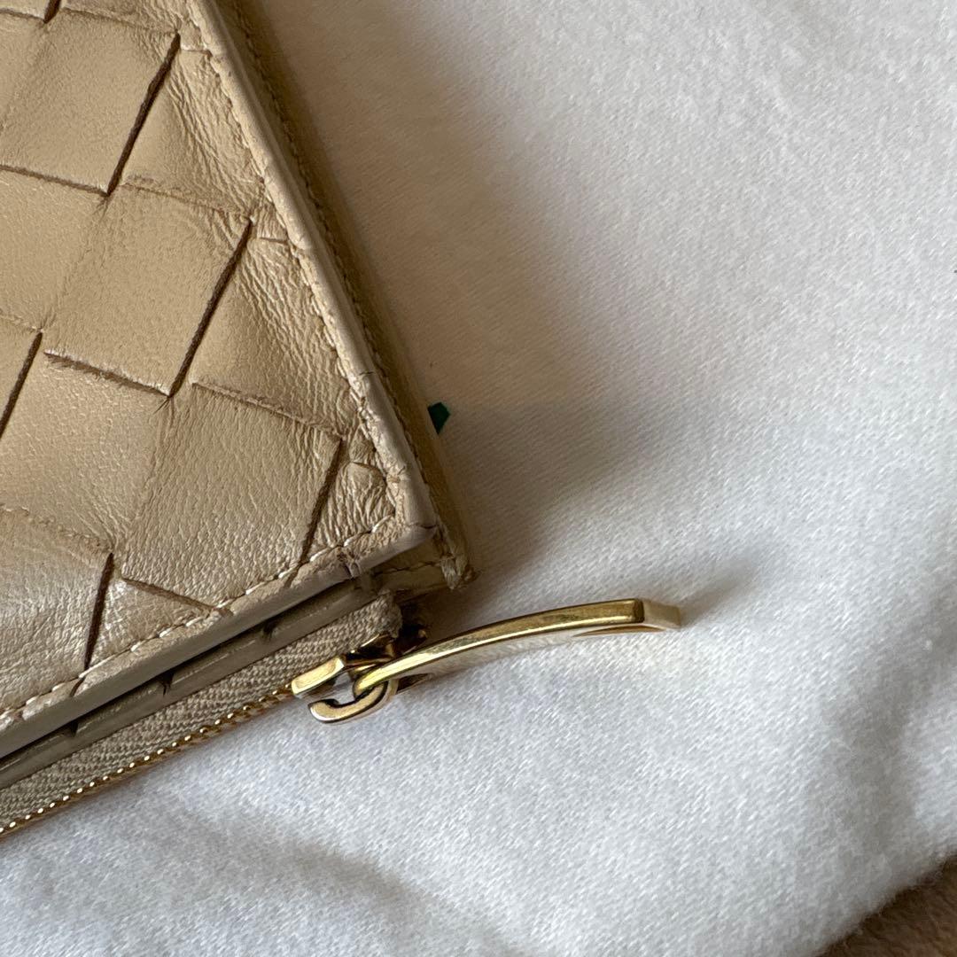 ボッテガ　二つ折り財布　RFID認証