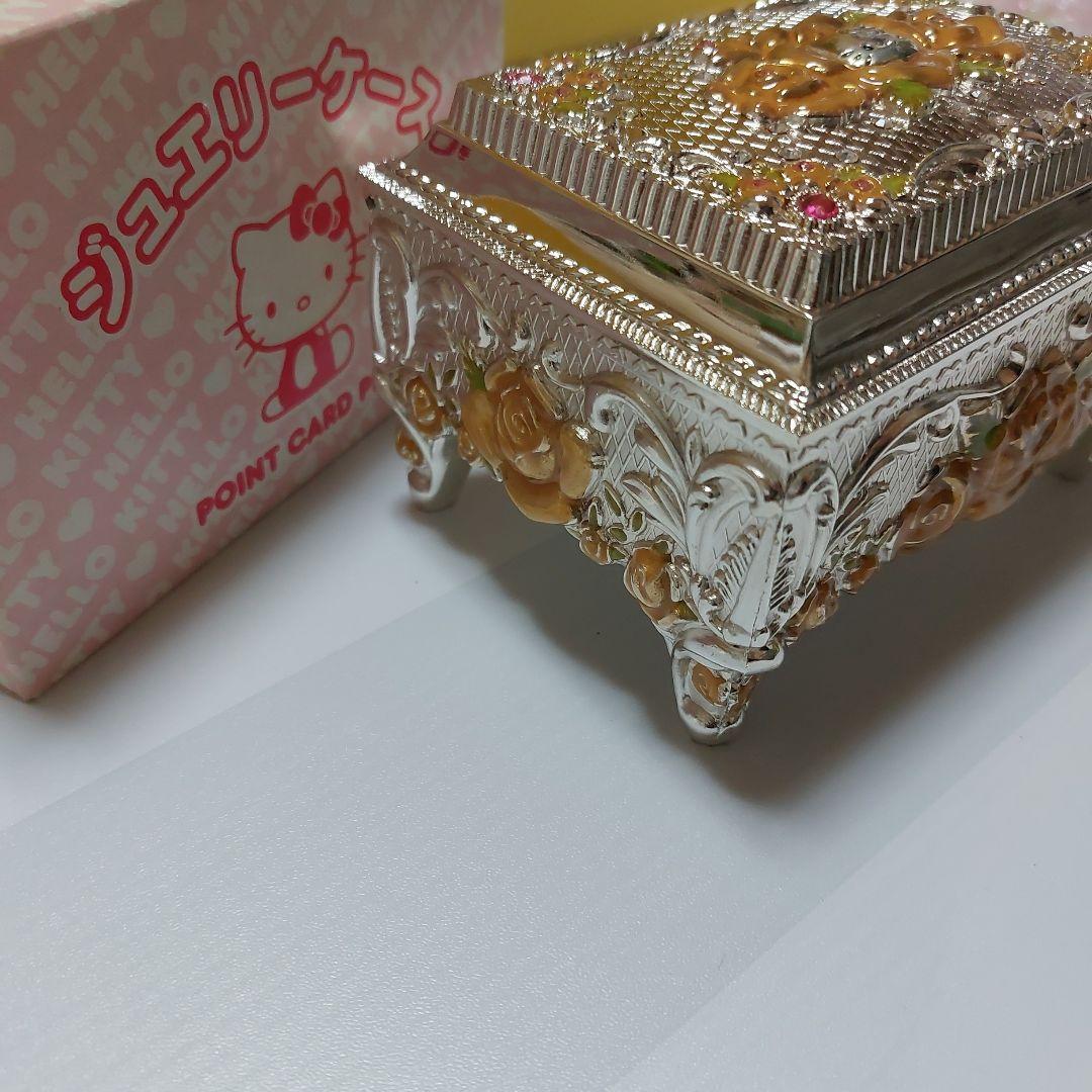 ハローキティ ジュエリーケース 非売品 花柄