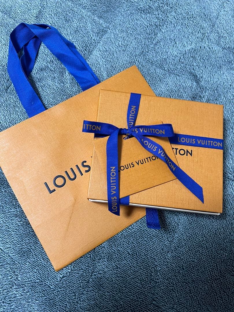 新品・値下げ不可・LOUIS VUITTON ポルトフォイユクレア 財布