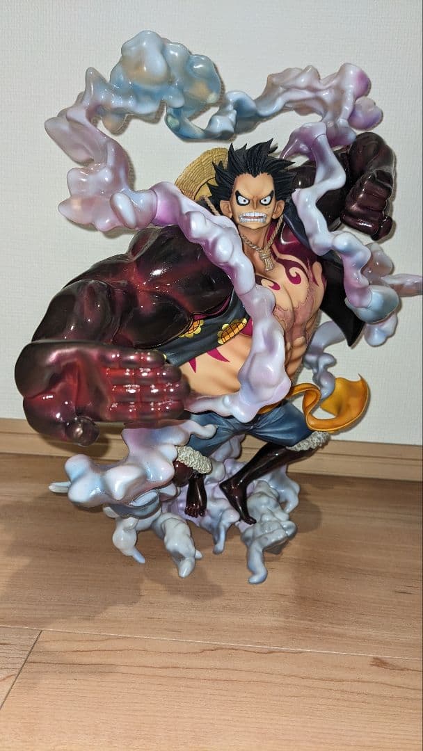 ワンピース　POP MAXIMUM　ルフィ、白ひげ