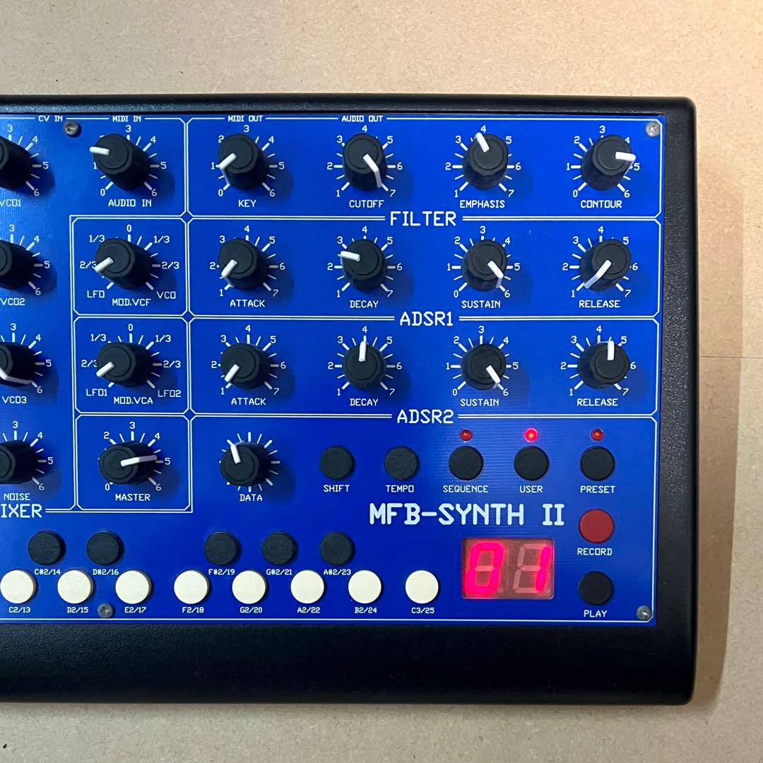 【完動品】 MFB SYNTH II 3VCO アナログシンセ日本語マニュアル付