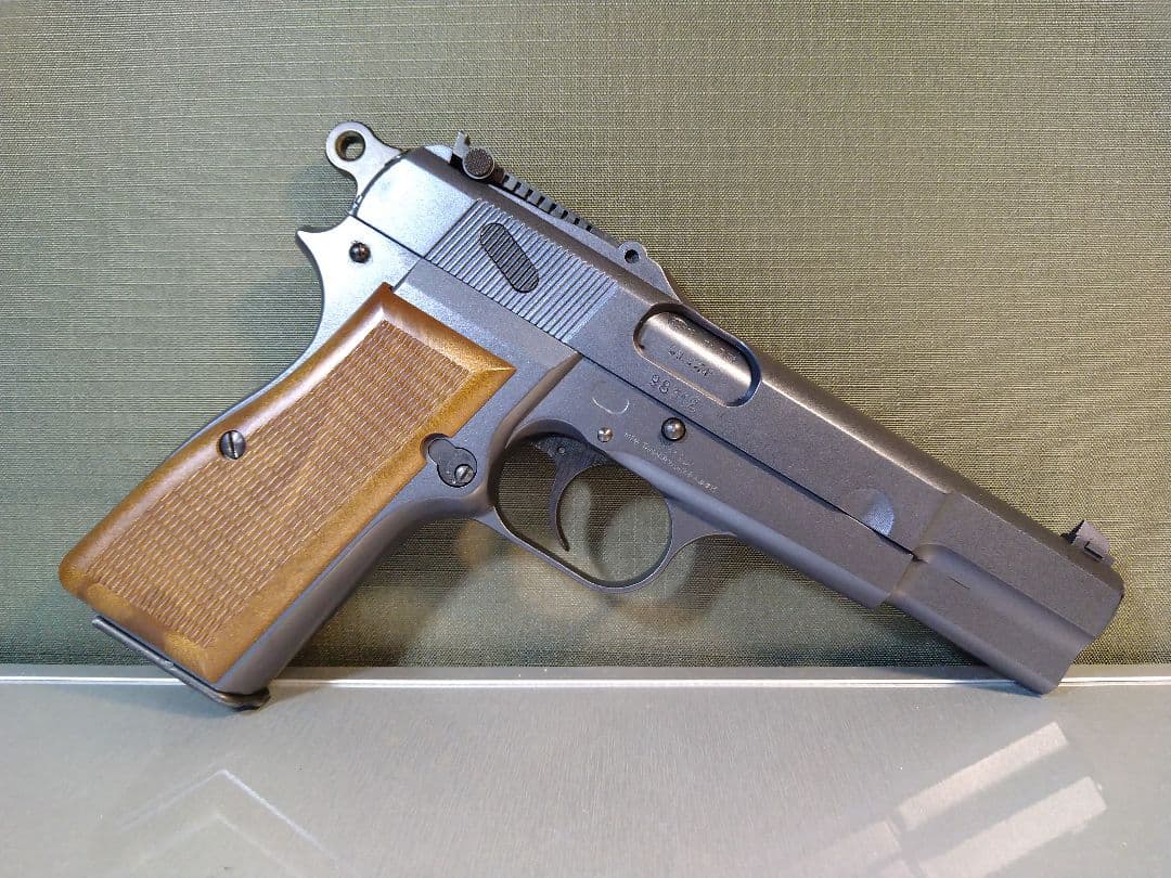 希少な極美品！タナカ　ブローニングハイパワー　ミリタリー　ガスブロ　ガス漏なし！