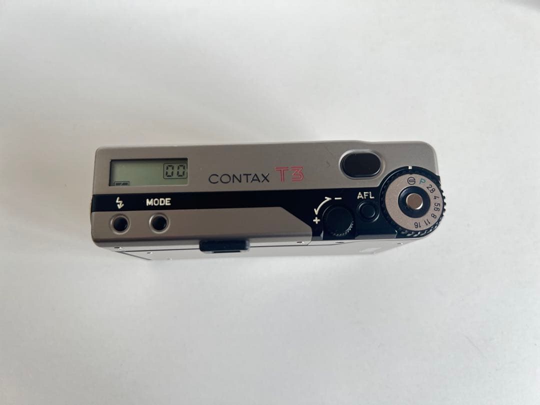 た*ん様 CONTAX T3 シルバー 35mm 後期型　フィルムカメラ