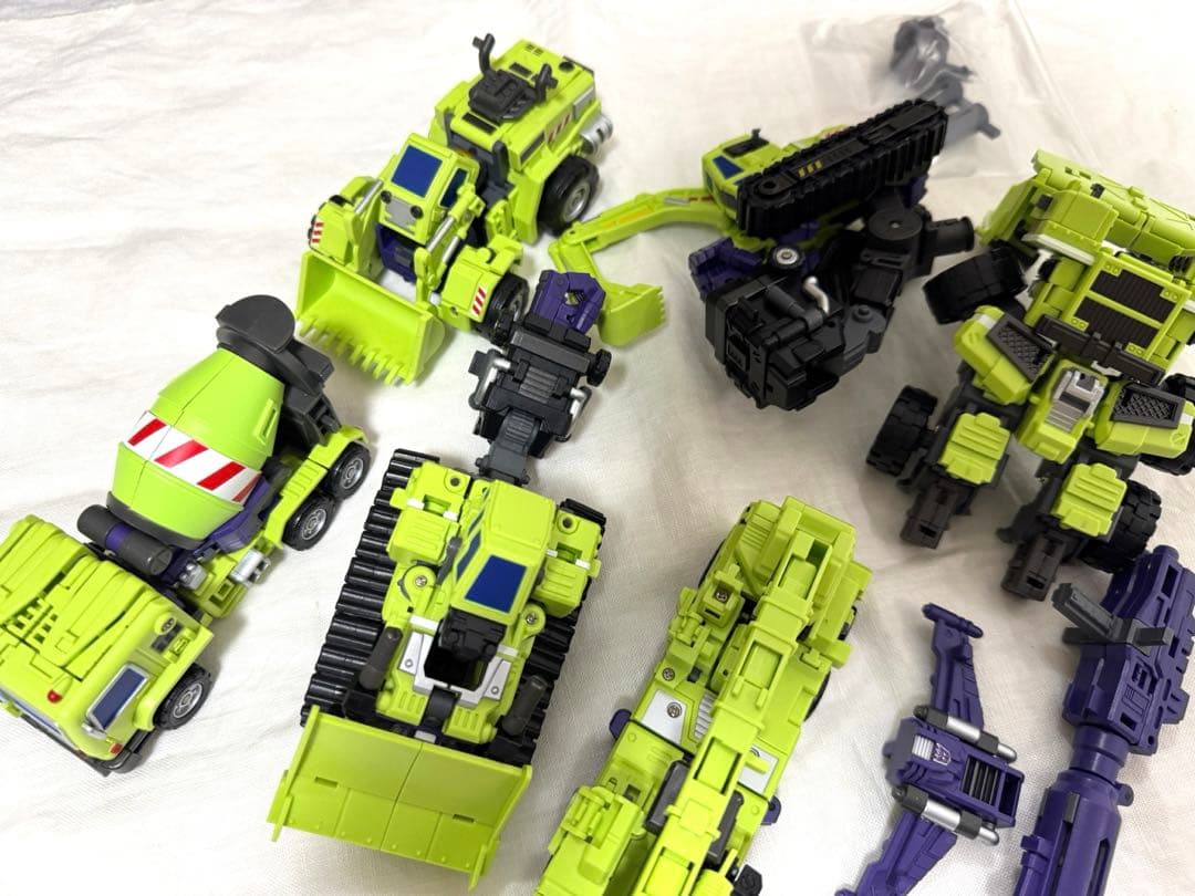 MAKETOYS メイクトイズ　ジャイアント　デバスター似