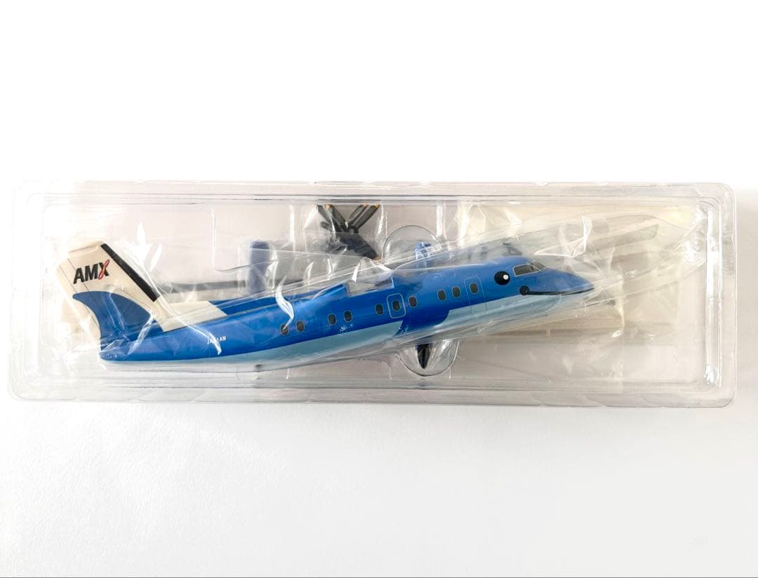 AMX航空機プラモデル 天草エアラインBOMBARDIER DASH8-100