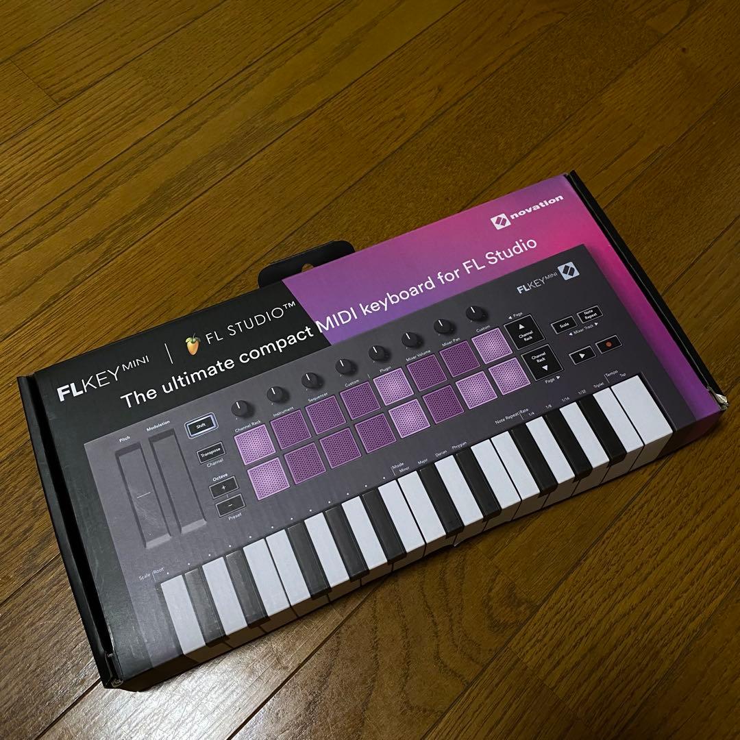 極美品★匿名　Novation FLKEY Mini MIDIキーボード 25鍵