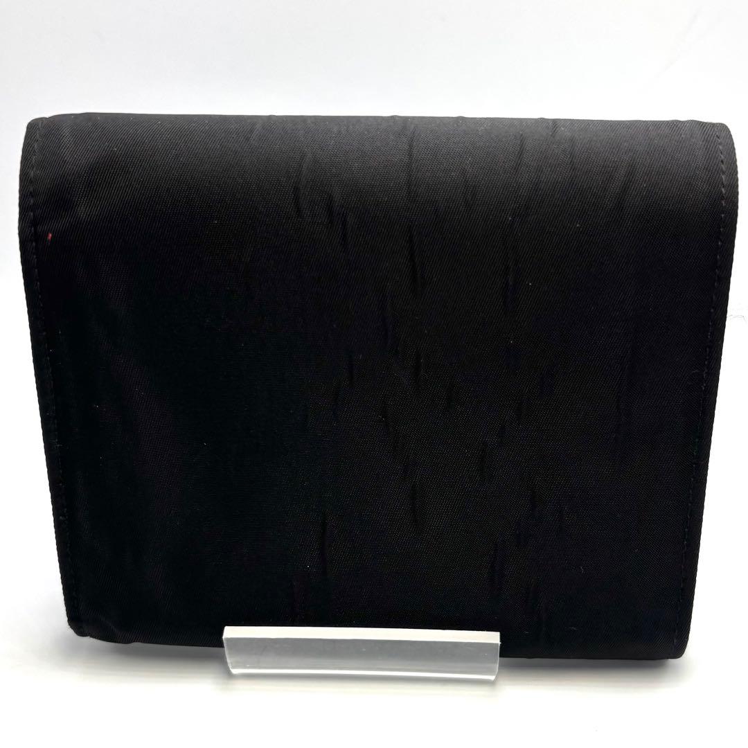 美品　PRADA プラダ ナイロン ポーチ 三角ロゴ ブラック クラッチバッグ