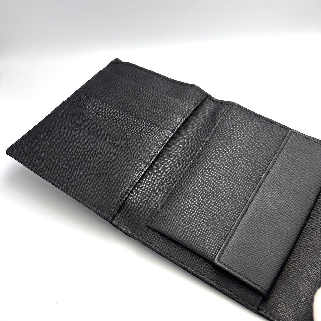 美品　PRADA プラダ ナイロン ポーチ 三角ロゴ ブラック クラッチバッグ