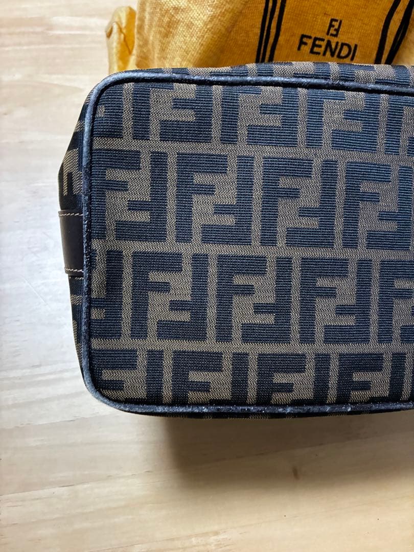 FENDI フェンディ ズッカ 柄バニティバッグ ブラウン 茶