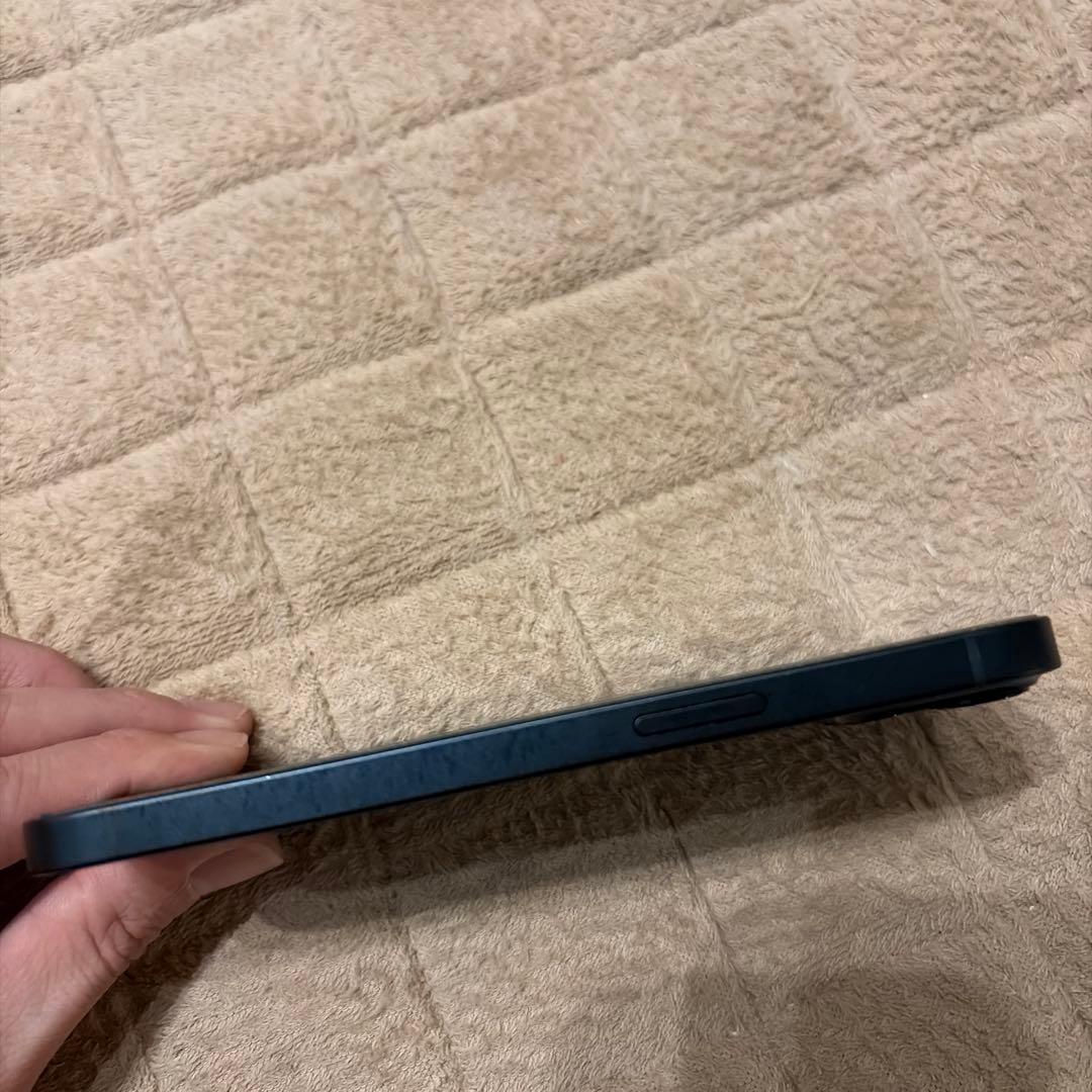 スマートフォン本体 Apple iPhone 13