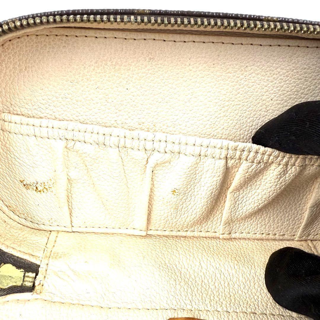 LOUIS VUITTON ルイ・ヴィトン　モノグラム 化粧ポーチ